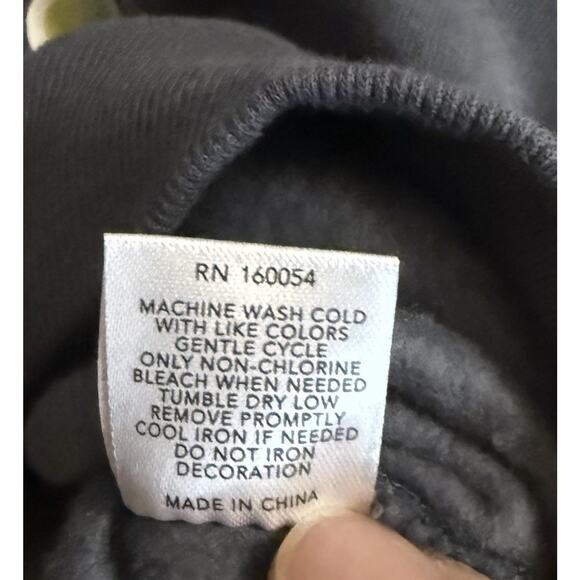 Grayson Threads Peanuts Holiday Sweatshirt, Dark Grey, NEW W TAGS ~ Large - Picture 6 of 8